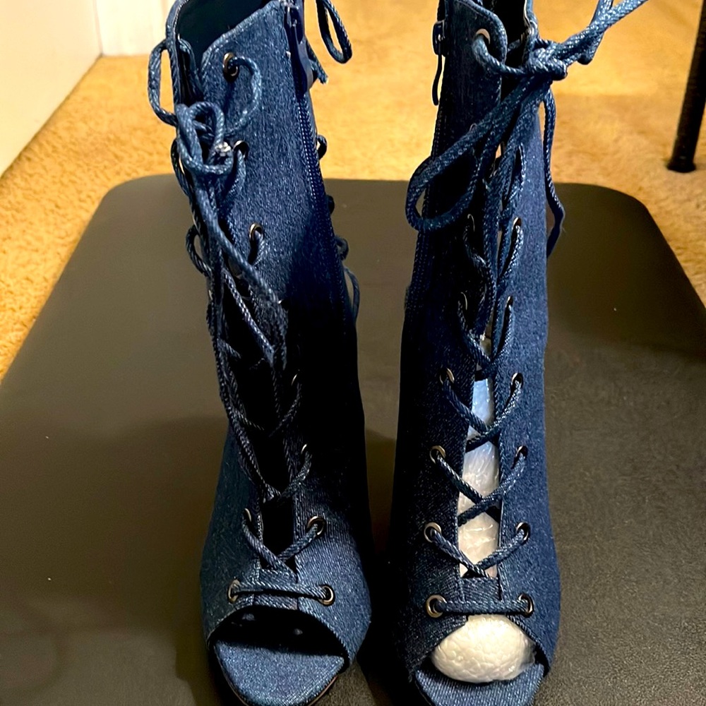 Divine Denim💙